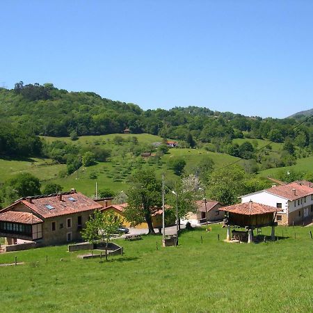 Turismo Rural El Sidron Guest House Piloña Exterior foto