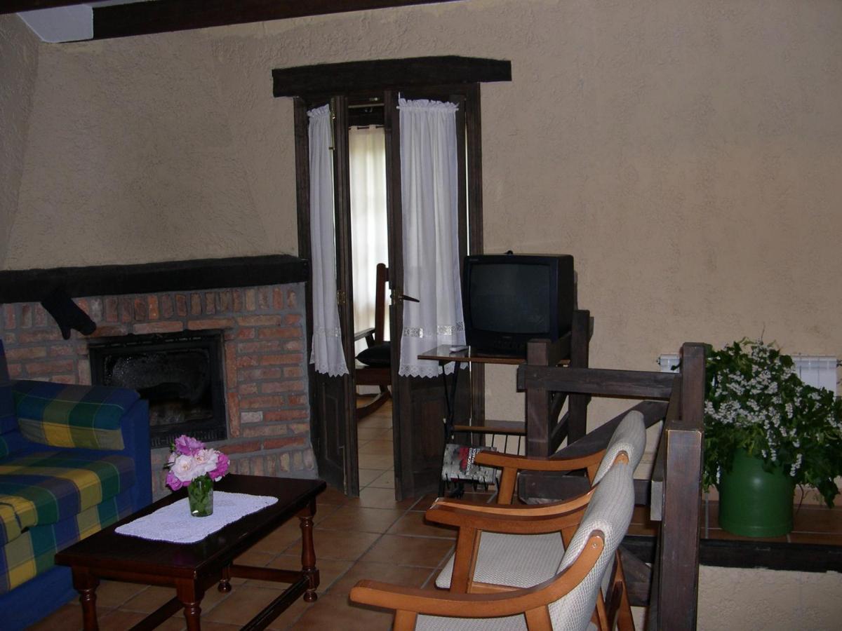 Turismo Rural El Sidron Guest House Piloña Exterior foto