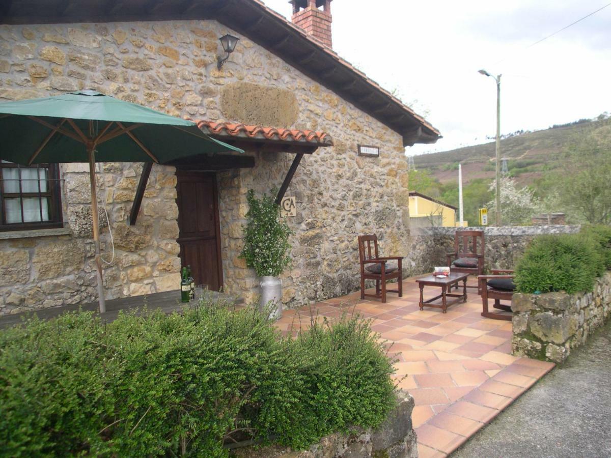 Turismo Rural El Sidron Guest House Piloña Exterior foto